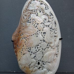 Carved pearl mussel clam shell sea horse,sea animal carving,real and natural sea shell