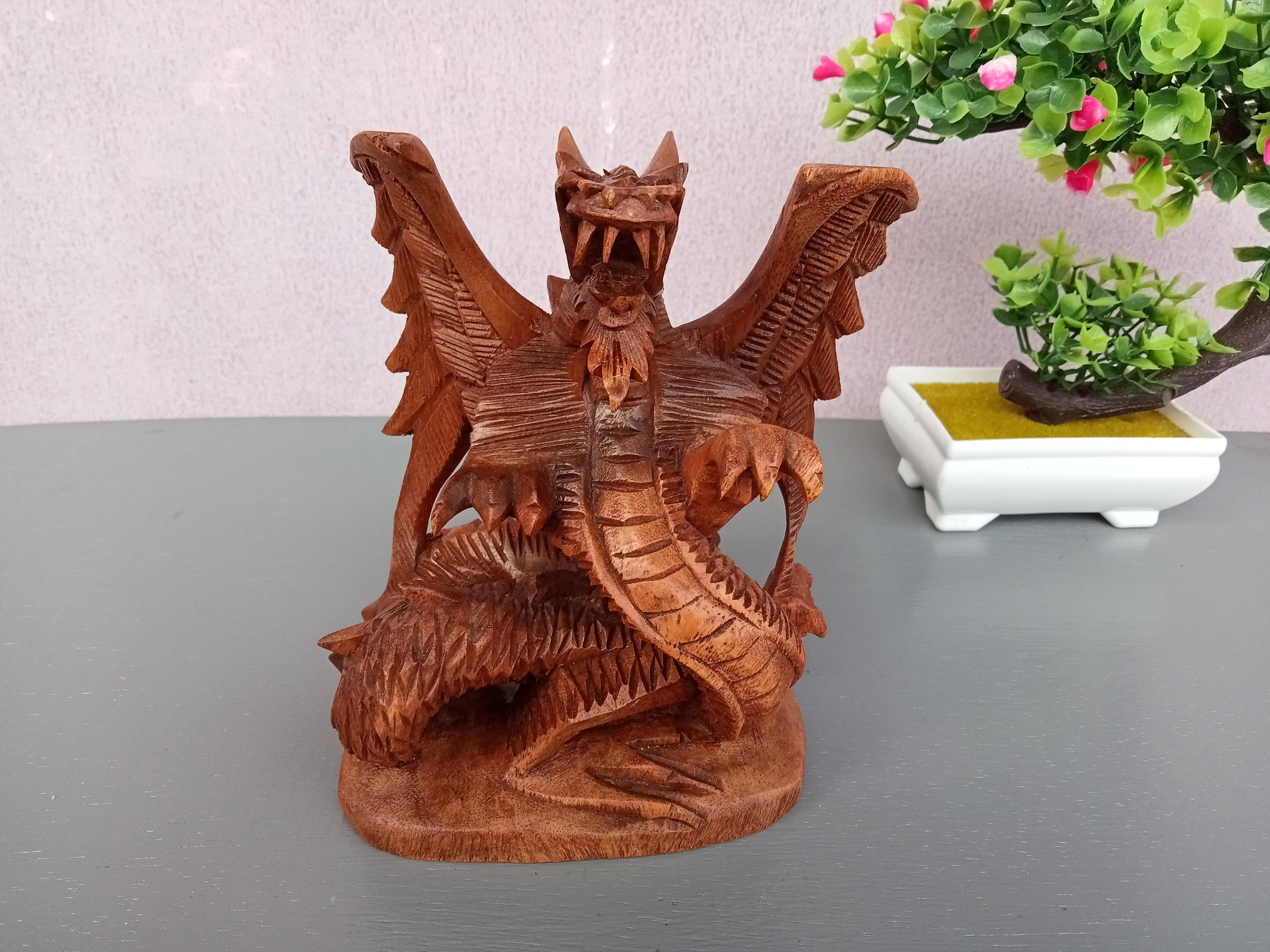 手彫りの木製ドラゴン彫刻：室内装飾像 - Etsy 日本