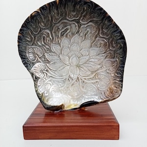 carved mother of pearl lotus design on stand,natural sea shell, sea shell art