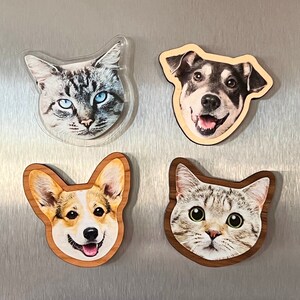 Custom face-shaped photo magnets. Featuring cutout designs of pet and baby faces. Perfect for decorating refrigerators, lockers, or any magnetic surface.