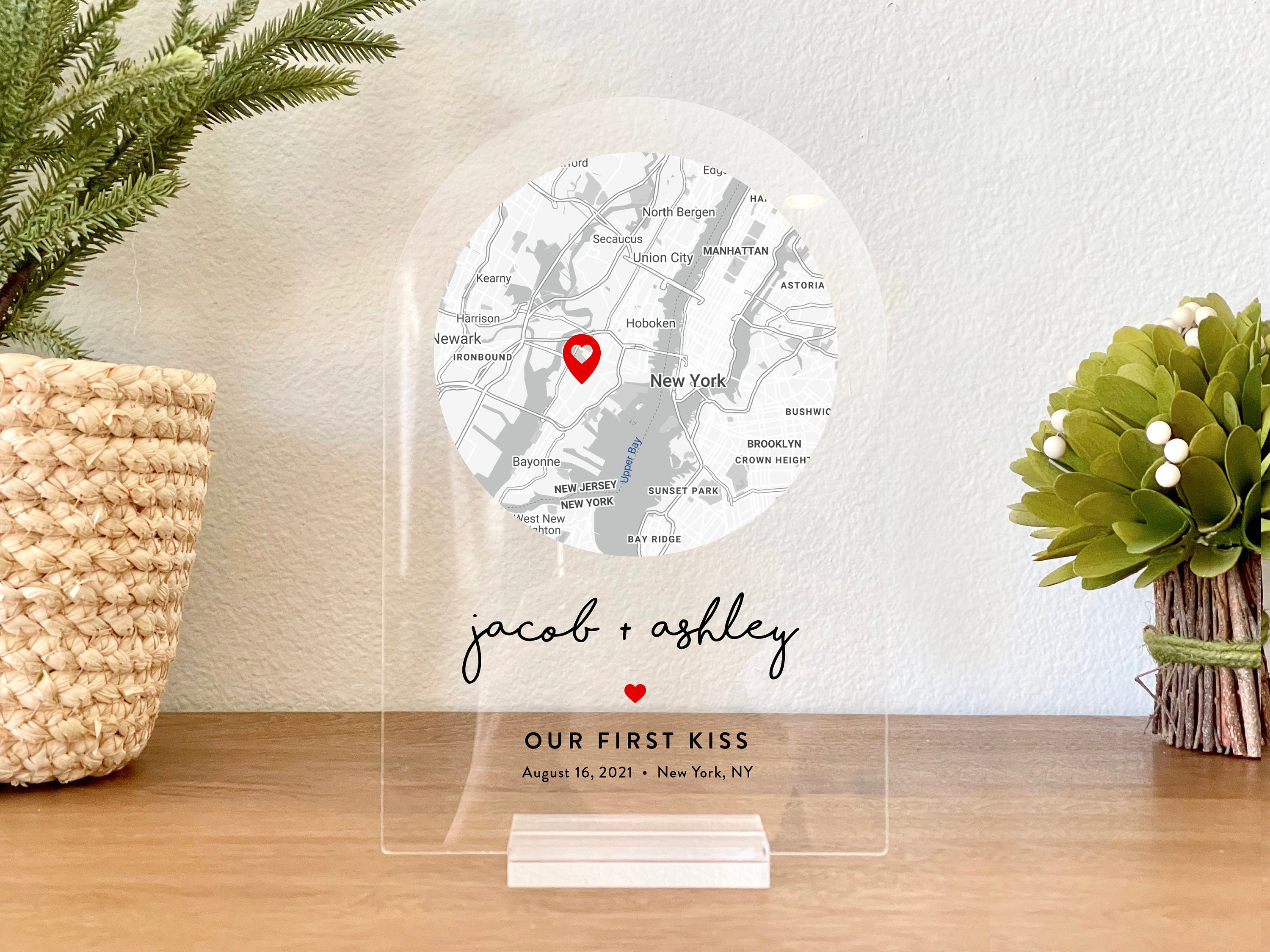 Personalised First Date Map Location Boyfriend Girlfriend Plaque Valentines  Gift