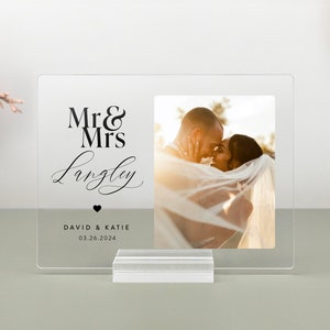 Custom Wedding Photo Plaque, Wedding Decor, Personalized Gifts, Wedding Gifts for Couple • Bride Gift • Mr and Mrs • Newly Wed Gift • WP01