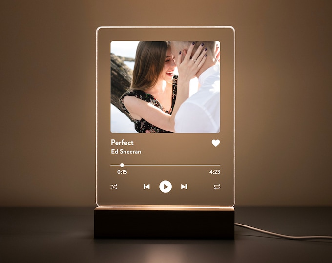 Custom Music LED Plaque with QR Code: Personalized Song Gift for Couples & Music Lovers