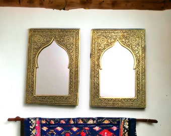 Espejos de pared marroquíes de latón (juego de 2), diseño de puerta puntiaguda hecho a mano