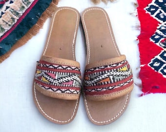 Multicolored Kilim Leather Slides, Handmade Moroccan leather Sandals, Red Brown kilim Leather Sandals Size EU 37 US 6/6.5