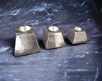 Handmade Metal Ashtray, Set of 3 Handmade Pyramid Smokeless Ashtray Hammered White Metal Made In Morocco