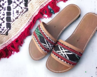 Black Kilim Leather Slides, Handmade Moroccan leather Sandals, kilim Leather Sandals
