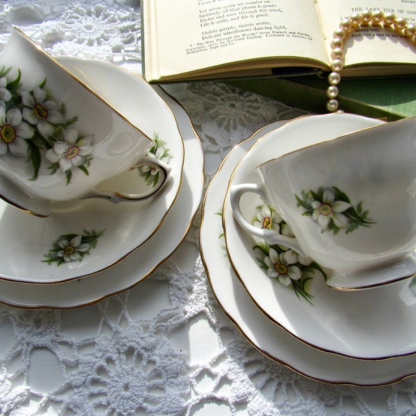 Crown Royal Narcissi Tea Set, 20 piece Tea Set, Cups and Saucers, Milk Jug/Creamer, Sugar Bowl & Cake Plate, 1955-60