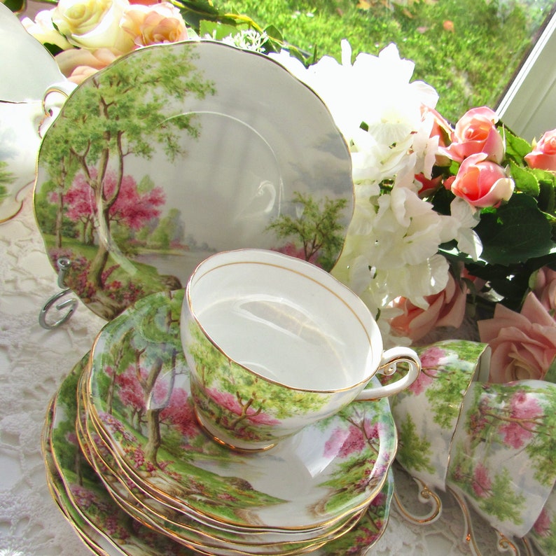 Royal Standard Fine Bone China, England, 'spring's Gift', Pattern 645