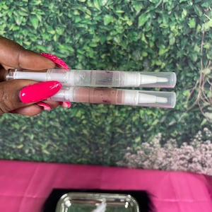 Bella-Nicole Lip Plumping Lip Gloss