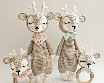 Gehäkelte schlafende Reh Spielzeug und Rassel Set, Baby-Dusche-Geschenk