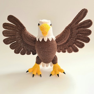 Águila calva tejida a crochet: peluche patriótico, regalo del Día de la Independencia