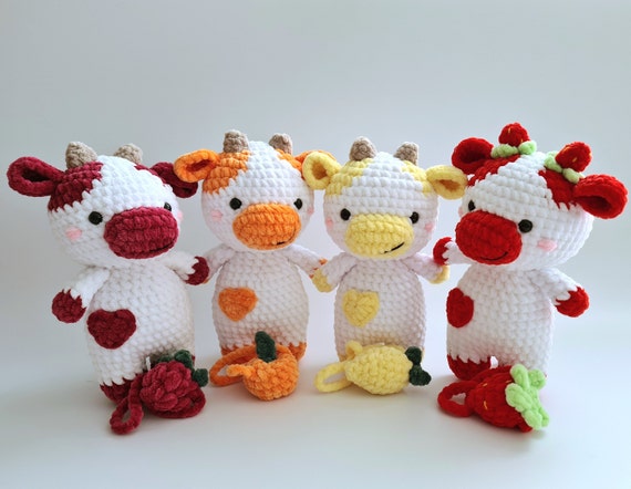 Large Crochet Cow Plush, Small Cow Amigurumi Cow Strawberry Cow Blob Chibi  Cow Farm Animal Toy Stuffed Animal Baby Shower Gift 