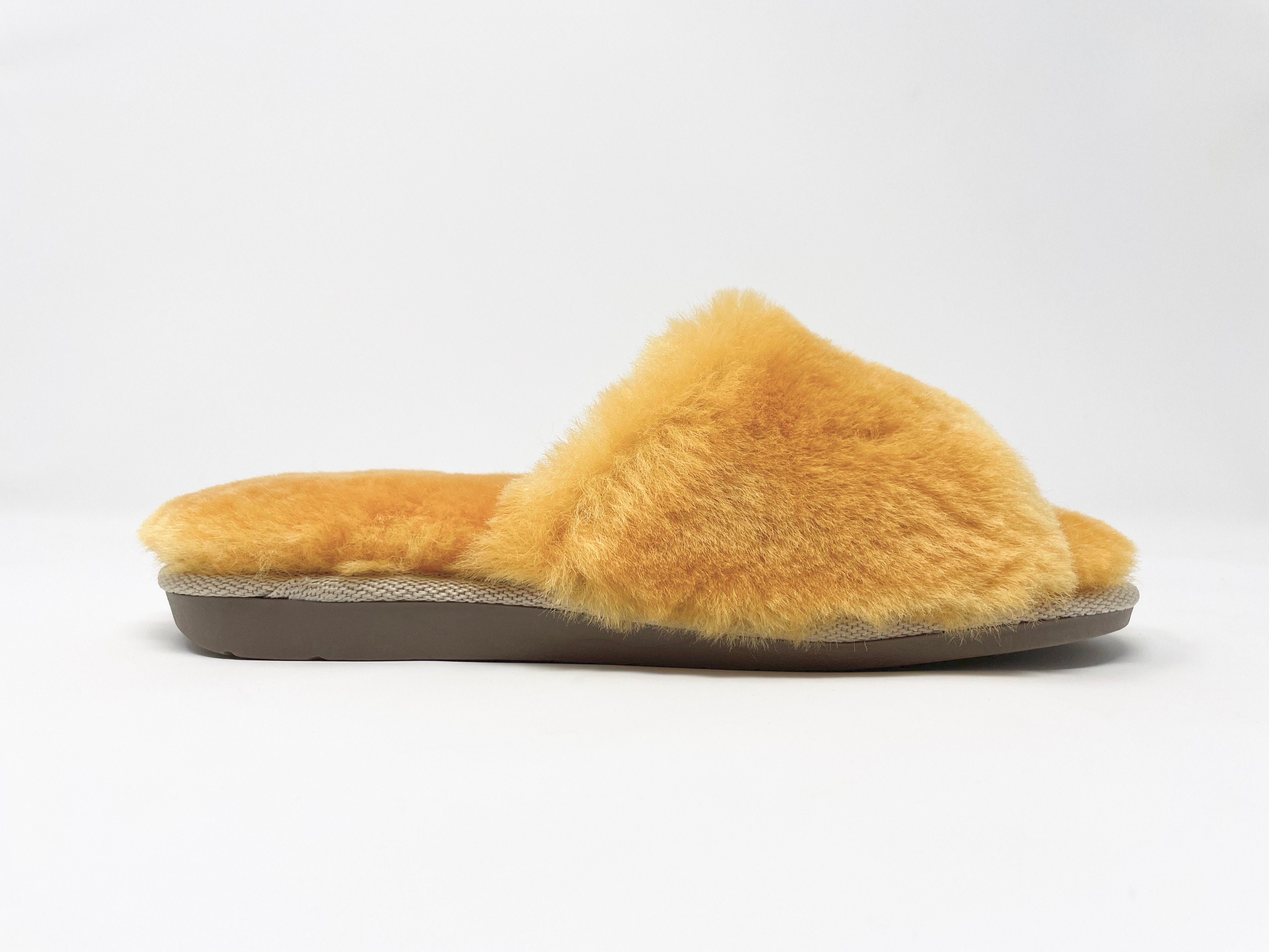 sheepskin slider slippers