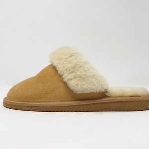 Women's Sheepskin Slippers, Leather slippers, Beige Sheepskin slippers Handcrafted 100% Sheepskin Wool with genuine suede,  Variant colours