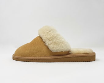 Women's Sheepskin Slippers, Leather slippers, Beige Sheepskin slippers Handcrafted 100% Sheepskin Wool with genuine suede,  Variant colours