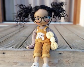 Collétte - Voll bewegliche Puppe, Inspiration für Waldorfpuppen, Puppe aus Bio-Baumwolle, Puppe für Sammler, Geschenkpuppe, Kunst und Puppe, Textilpuppen