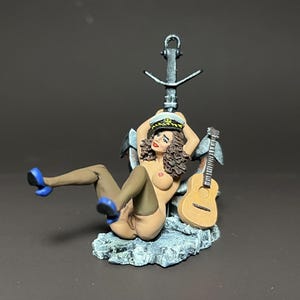 Sailor girl Hand Painted Resin Miniature 54mm 1/32