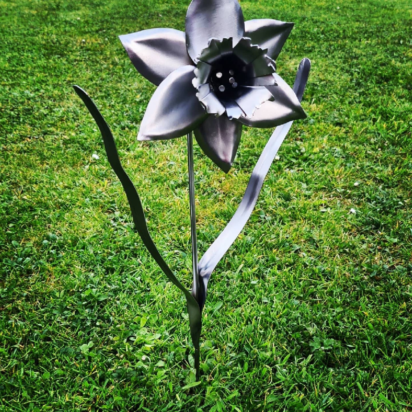 Handmade metal flowers perfect gift or remembrance Garden Etsy