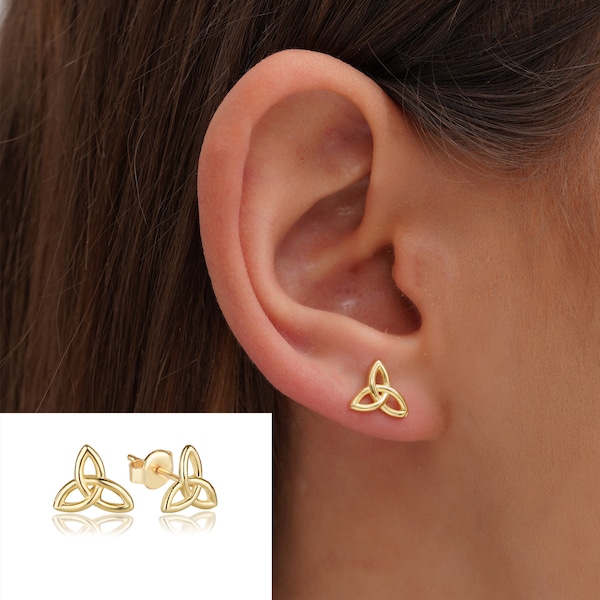 Trinity Knot Stud Earrings in Sterling Silver, Celtic Trinity Infinity Jewellery, Small Earrings, Gift for her, Best Friend Gift