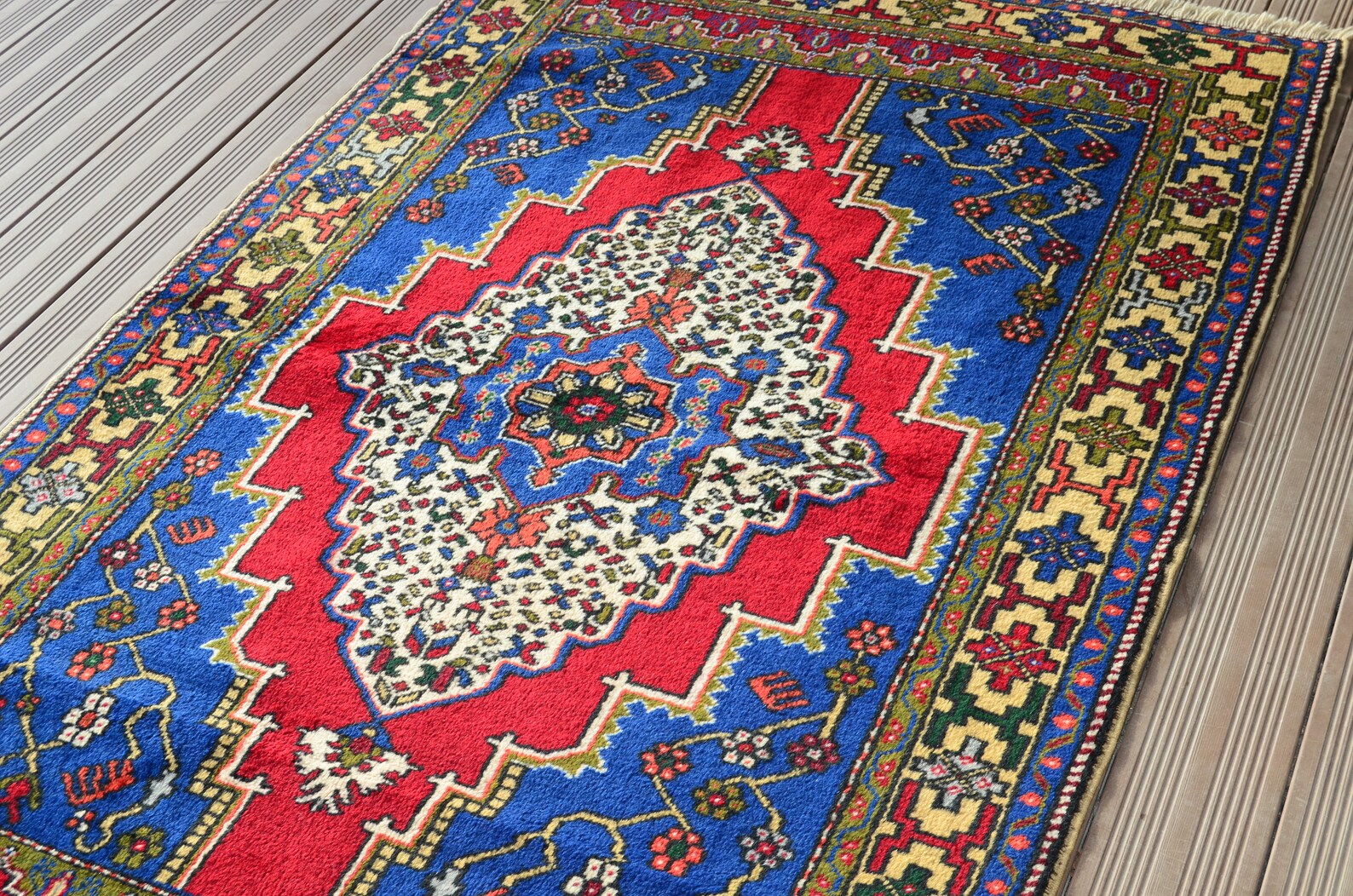 floral living room rug