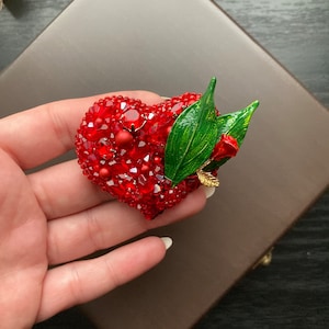 Handmade Heart Brooch,Unique Heart Accessory Pin,Embroidered Heart Badge,Special Design Heart Brooch,Valentine&#39;s Day Gift,Mother&#39;s Gift