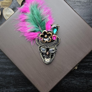 Black Skull Brooch, Handmade Skull Brooch, Design Green Feathered Skull Pin, Skull Collar Accessory, Embroidered Skull Brooch, Gift for Her