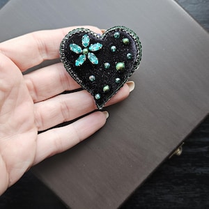 3D Heart Brooch, Handmade Black Heart Brooch, Embroidered 3D Heart Badge, Design Unique Pin, Green Heart Lapel Pin, Crystal Black Heart
