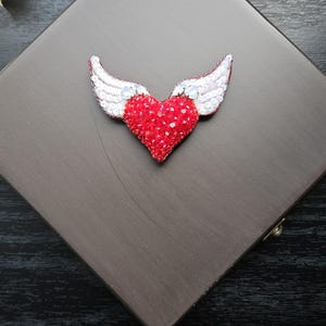 White Angel Wing Heart Brooch, Beaded Heart Brooch, Handcraft Angel Wing Pin, Perfect Gift for Lover, Embroidered Angel Wing Heart Badge