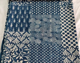 Edredón Kantha índigo hecho a mano: colcha india de patchwork de algodón - Tamaño king