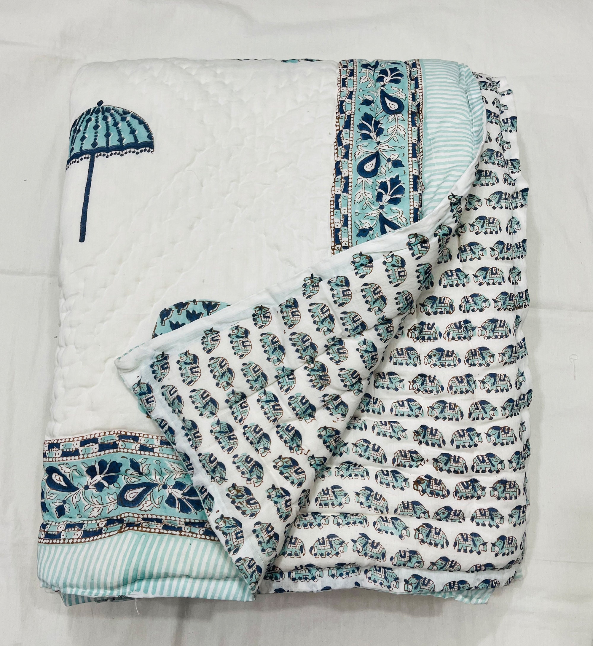 Razai (reversible) Quilt Poppy Stripe Weave in Aegean