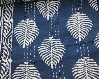 Edredón Kantha Azul Índigo: Colcha de algodón indio hecha a mano