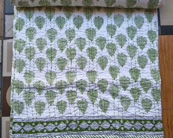 Edredón Kantha hecho a mano con estampado floral verde, algodón, tamaño king, indio