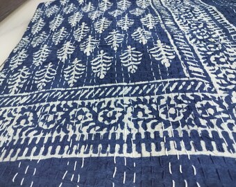 Edredón Kantha azul índigo: Colcha de algodón con estampado indio - Tamaño King