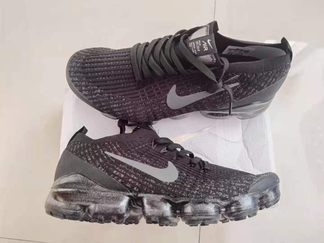 nike vapormax 3.0 triple black