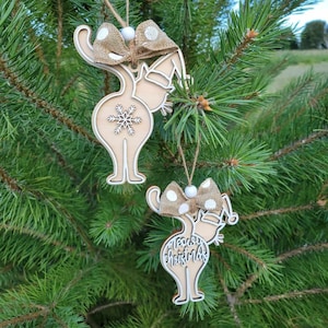 Cat Christmas Ornament, Meow, Feline, Gift, Coworker, Friend, 2024, Family, Pet, Animal, Paw, Holiday, Gift Exchange, Wine Charm, Kitten