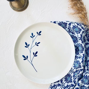 plato floritura azul, platos botánicos, vajilla azul, platos vintage, plato para servir, regalo para el hogar, platos de comedor, vajilla floral