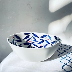 Hand Painted Salad Bowl, Fruit Bowl, Ceramic Bowl, Blue Floral Bowl, Pottery Bowl, Fruit Bowl, Serving Bowl, Decorating Bowl, Large Bowl