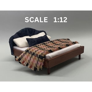 Dollhouse Bed, 1:12 Scale Dollhouse Bed, Miniature Double Bed with Headboard, Bed for Dolls, Dollhouse Furniture, Miniature Modern Bed