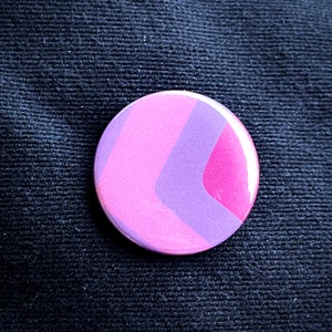 BUTTON PIN: Bubblegum Wall