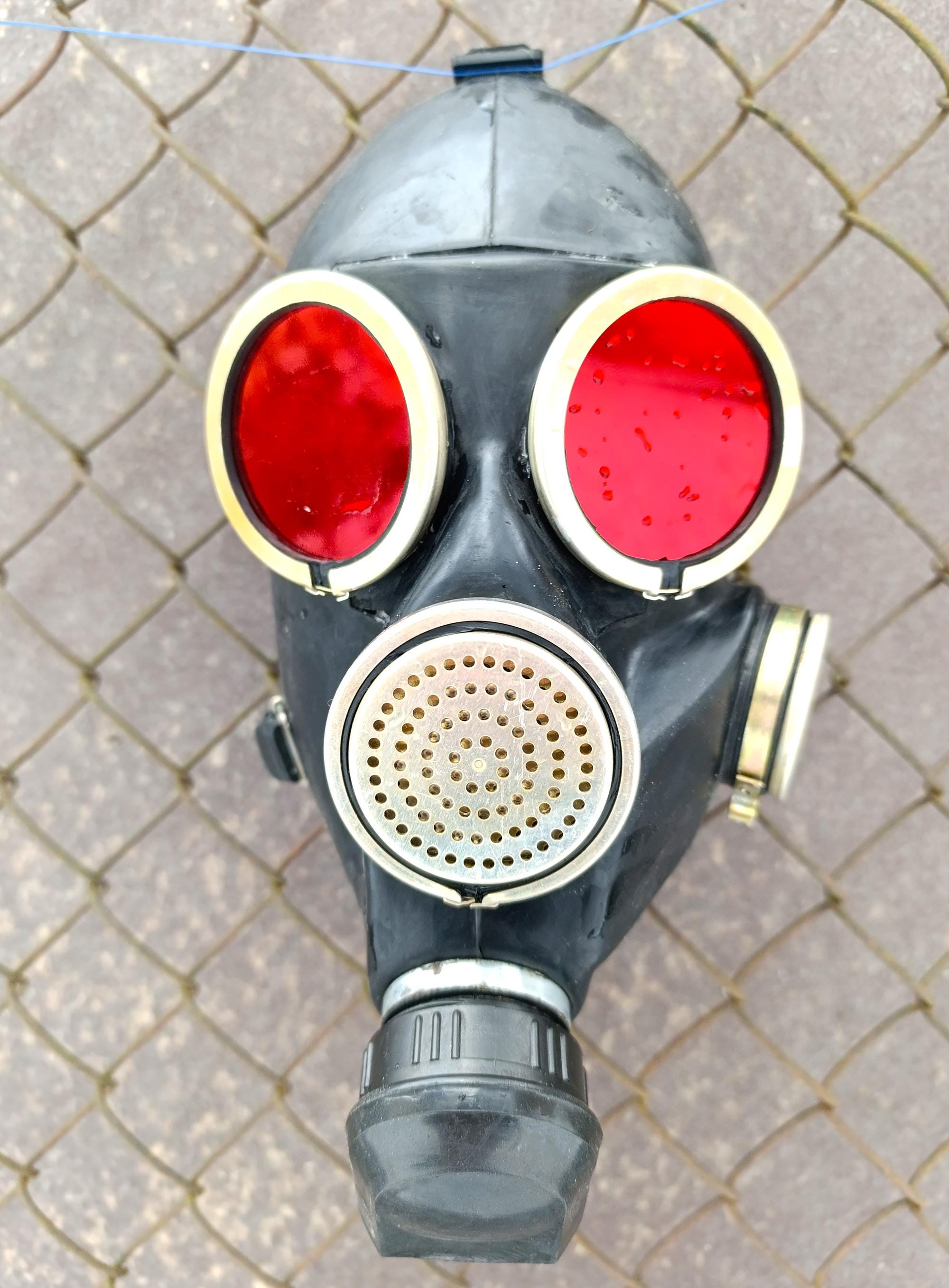 Gas Mask With Red Mirror Lenses - Etsy