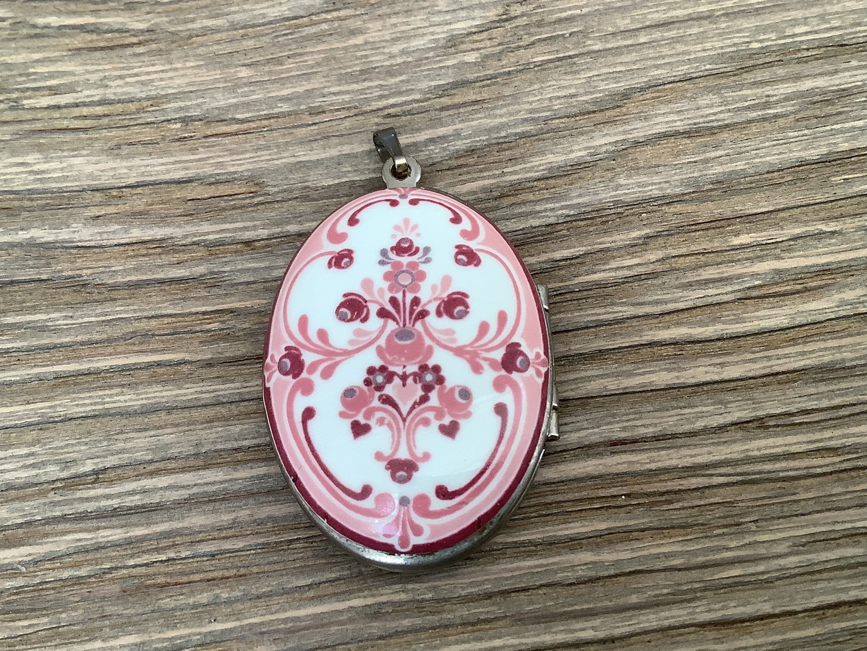 Michaela frey locket - Etsy 日本
