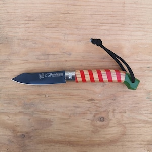 Ignife couteau de poche coloré personnalisé fabriqué au Portugal edc outdoor gear lame en titane noir gentlemen groom