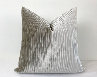 Crown Collection Silver Solid Small Cushion Cover Pillow Shams Set of 2 pc Silver, Square 12/'/' x 12/'/' Hypoallergenic 500-TC 100/% Egyptian Cotton Decorative Zipper Closure 12x12 Cushion Cover