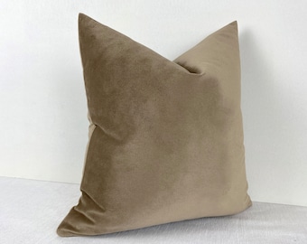 Housse de coussin en velours beige marron, Coussin moelleux en velours, Housse de coussin décoratif euro beige marron, Coussin décoratif en velours, Coussin marron pour canapé