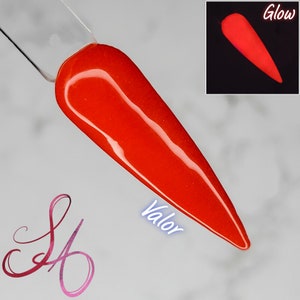 Valor Glow Dip Powder Red