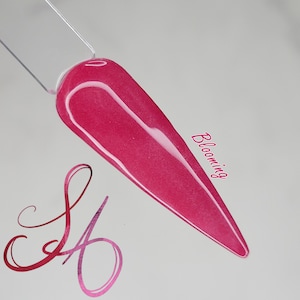 Blooming Dip Powder Dark Pink