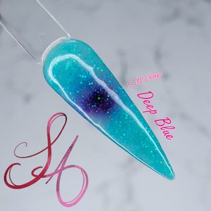 Deep Blue UV Changing Dip Powder