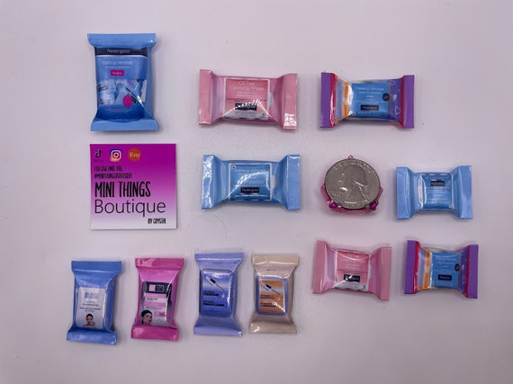 Mini makeup deals