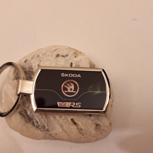 Skoda VRS logo chrome keyring key fob keychain comes with free gift box